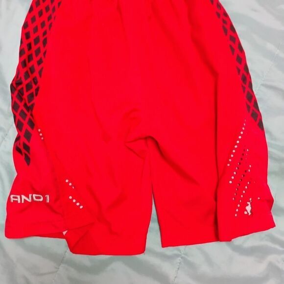 Athletic Sports Shorts - AND1 - Size: Large (0880) - Picture 4 of 6